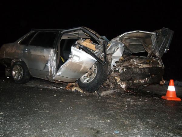 В Черкесске в крупной аварии пострадали два человека